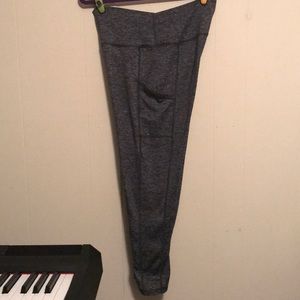 aerie leggings with pockets